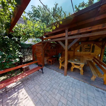 Ferienhaus Botond Haz *