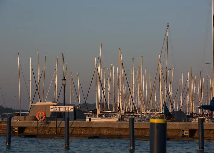 Semesterbostad Botond Haz *